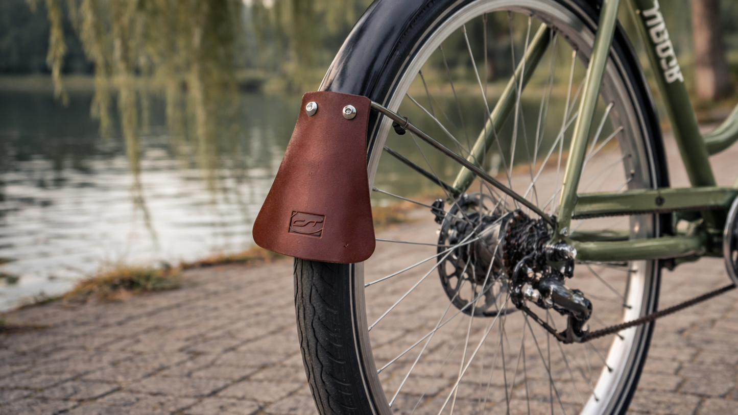 Mørk Læderstænklap