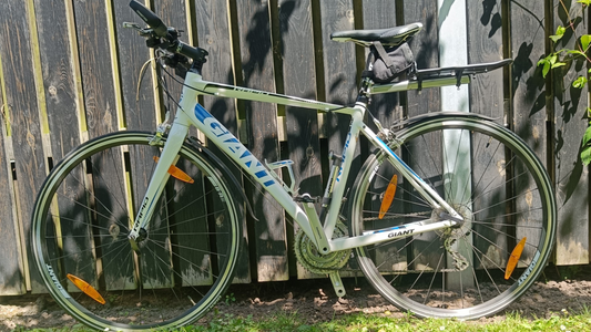 Giant Racercykel